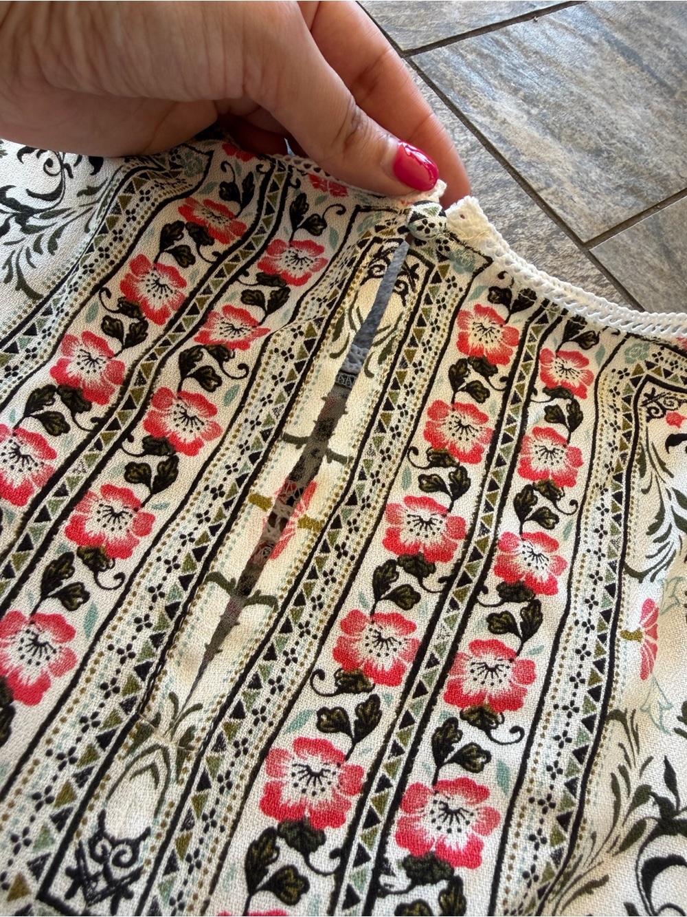 NWT Maurice’s Floral Trim Tank - Picture 7 of 9